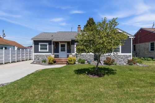 366 3rd Street, Kewaskum, WI, 53040 | Card Image