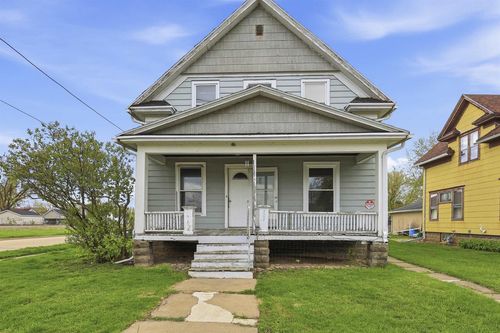 502 Adams Street, NEENAH, WI, 54956 | Card Image