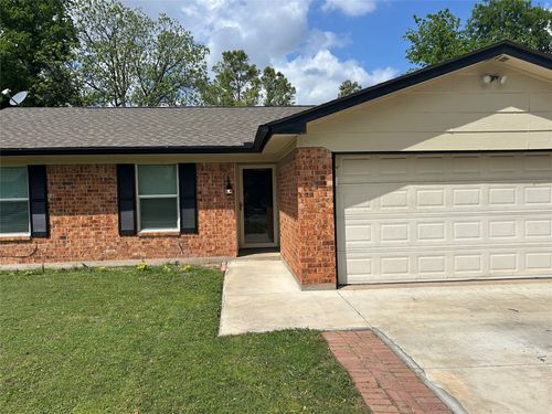 423 Marsha St, Keller, TX, 76248-3414 | Card Image