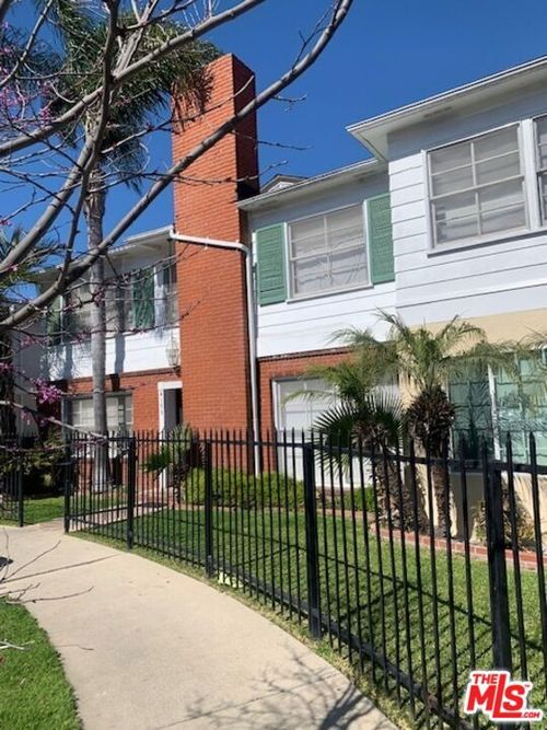 4131 Palmwood Dr, Los Angeles, CA, 90008-2360 | Card Image