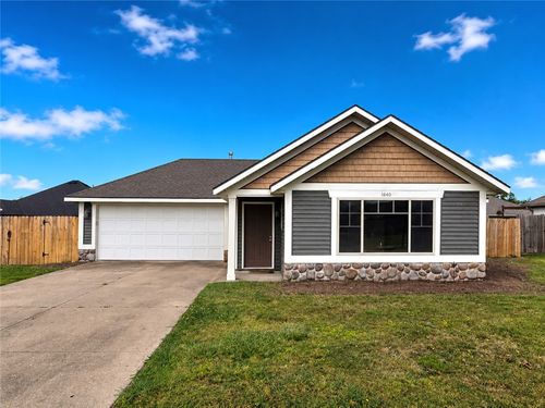 1640 Whirlaway Ln, Prairie Grove, AR, 72753-8234 | Card Image