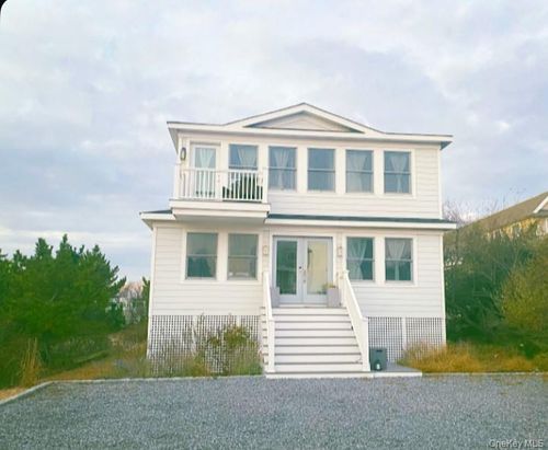 800 Dune Rd, Westhampton Beach, NY, 11978-2951 | Card Image