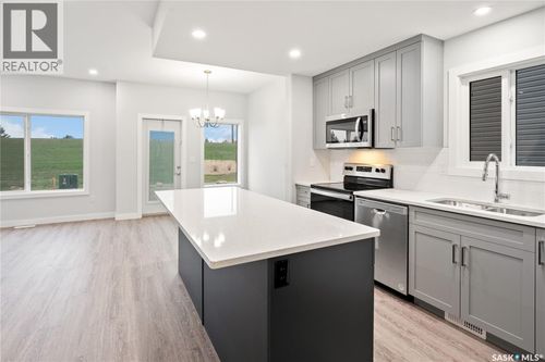 5509 Kennett Sq, Regina, SK, S4V3N6 | Card Image