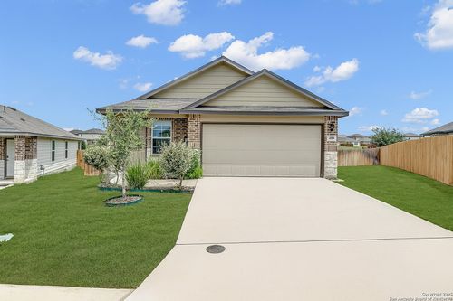 489 Middle Green Loop, Floresville, TX, 78114-0078 | Card Image