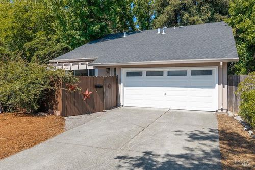 5253 Callecita Ct, Rohnert Park, CA, 94928-3417 | Card Image
