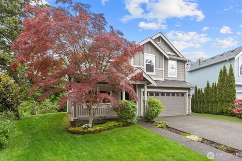 2116 82nd Dr Ne, Lake Stevens, WA, 98258-6465 | Card Image