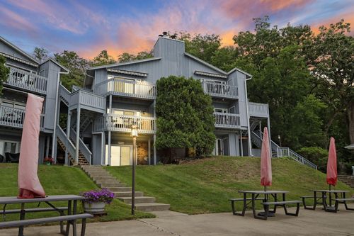 131 Lance Dr, Twin Lakes, WI, 53181-9629 | Card Image
