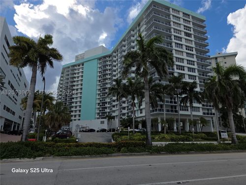 619-3725 S Ocean Dr, Hollywood, FL, 33019-2908 | Card Image