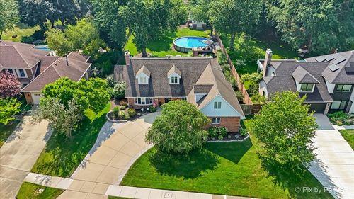612 Rosedale Ave, Roselle, IL, 60172-2980 | Card Image
