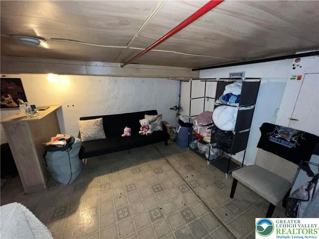 619 N Jasper St, Townhouse with 2 bedrooms, 1 bathrooms and null parking in Allentown PA | Image 15