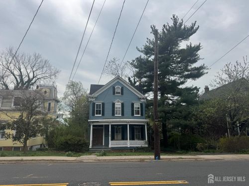 243 Woodbridge Ave, Metuchen, NJ, 08840-2032 | Card Image
