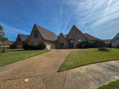 10521 Red Stone Dr, Collierville, TN, 38017 | Card Image