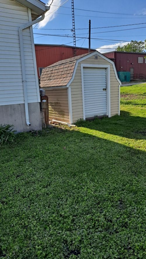 310 N Lasalle Avenue, Ladd, IL, 61329 | Card Image