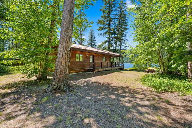 View of front of house | Image 30