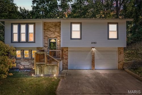 2062 Del Rio Dr, Arnold, MO, 63010-4112 | Card Image