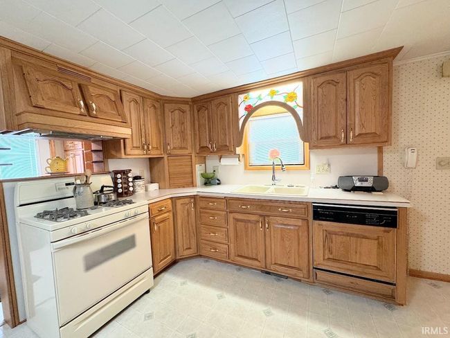 1330 College St, House other with 3 bedrooms, 1 bathrooms and null parking in Logansport IN | Image 6