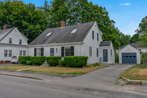 6 Jordan Ave, Brunswick, ME, 04011-2118 | Card Image