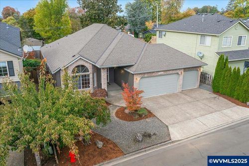 13002 Sierra Vista Dr, Lake Oswego, OR, 97035-6780 | Card Image