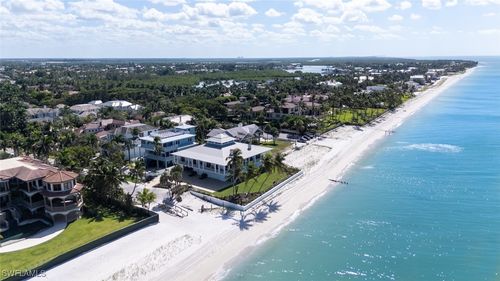 40 32nd Ave S, NAPLES, FL, 34102-7857 | Card Image