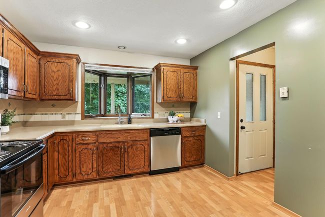 7-web-or-mls-11641-Colorado-Ave-07.jpg | Image 7