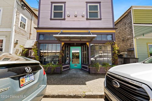 2921 Marine Dr, Astoria, OR, 97103-2855 | Card Image