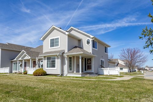 85 Se Melrose Dr, Waukee, IA, 50263-8552 | Card Image