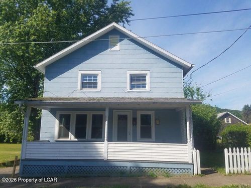 7 Mcclintock St, Shickshinny, PA, 18655-1309 | Card Image