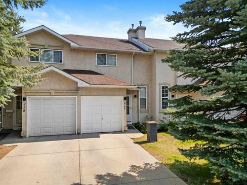 226 Shawinigan Drive Sw, Calgary, AB, T2Y3B4 | Card Image