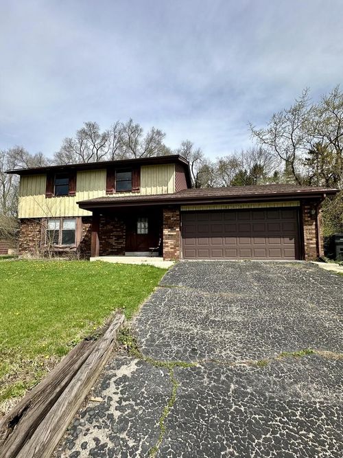 8008 Gina Drive, Mount Pleasant, WI, 53406 | Card Image