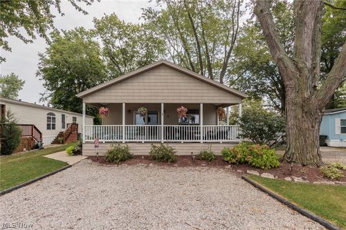 22-1600 N Buck Rd, Lakeside Marblehead, OH, 43440-8501 | Card Image