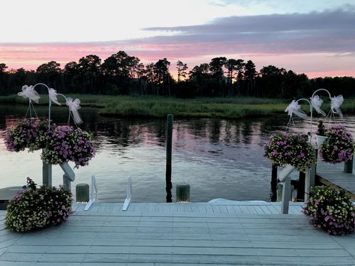 8 Pumpshire Rd, Toms River, NJ, 08753-3116 | Card Image