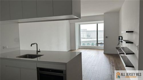 unit-1412-99 Hudson St, Jersey City, NJ, 07302-6682 | Card Image