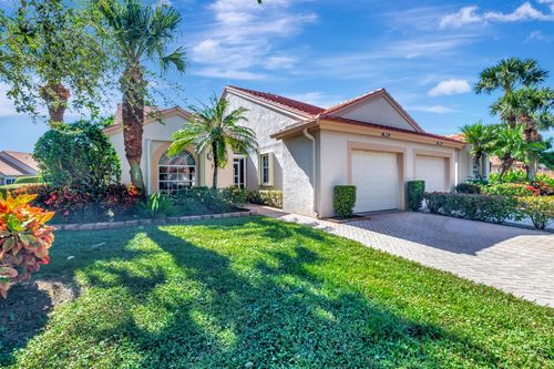7910 Sandy Pointe Dr, Delray Beach, FL, 33446-3371 | Card Image