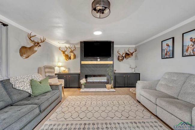 2411 N Page Rd, House other with 3 bedrooms, 2 bathrooms and null parking in Longview TX | Image 5