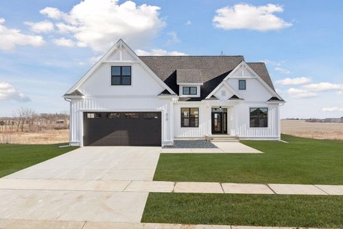 610 Field Point Street, Roberts, WI, 54023 | Card Image