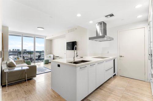 apt-1104-1445 16th St, Miami Beach, FL, 33139-2288 | Card Image
