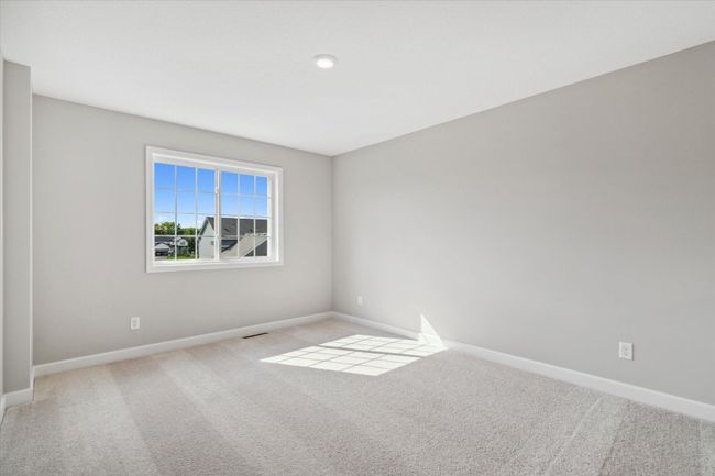 OneTenTen Homes Lanigan Isle at Amber Fields Madison Spec - Photo of Similar Home | Image 7