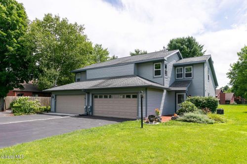 13 Rugby Road, Bethlehem, NY, 12159 | Card Image