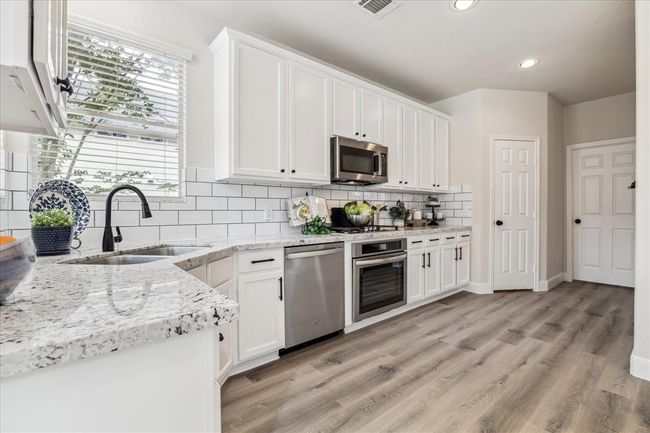 13411 Via Chianti Ln, House other with 5 bedrooms, 4 bathrooms and 2 parking in Cypress TX | Image 19