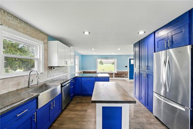 164 Burrows Rd, House other with 3 bedrooms, 2 bathrooms and 3 parking in West Middlesex PA | Image 16