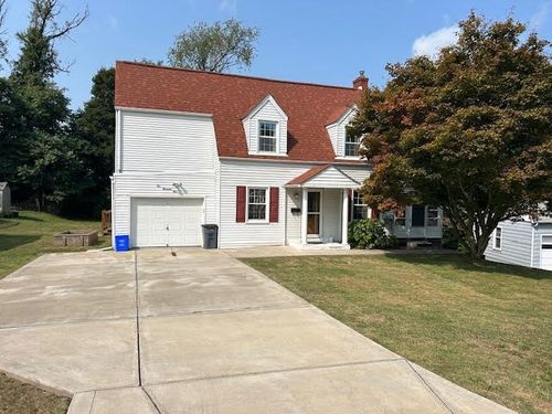 2009 Circle Dr, Aliquippa, PA, 15001-4201 | Card Image