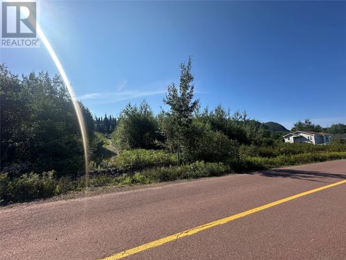 11 Park Dr, Point Leamington, NL, A0H | Card Image