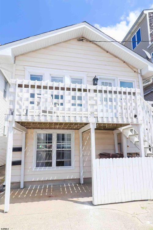 129 N Derby Ave, Ventnor City, NJ, 08406-1732 | Card Image