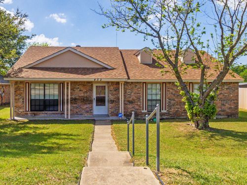 452 Matterhorn St, Cedar Hill, TX, 75104-9052 | Card Image