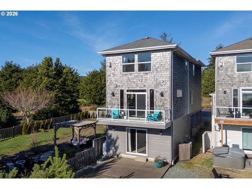 4789 Holly Heights Ave, Tillamook, OR, 97141-8386 | Card Image