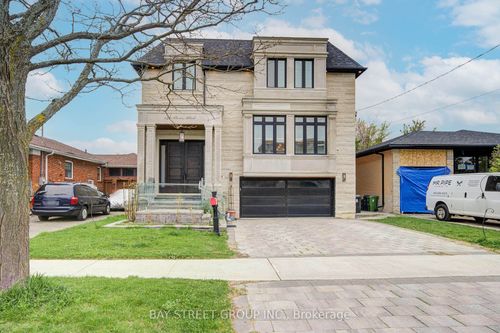 149 Alexis Blvd, North York, ON, M3H2R1 | Card Image