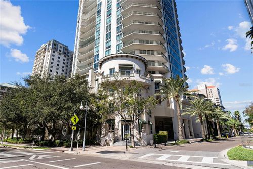 405-450 Knights Run Ave, TAMPA, FL, 33602-5700 | Card Image