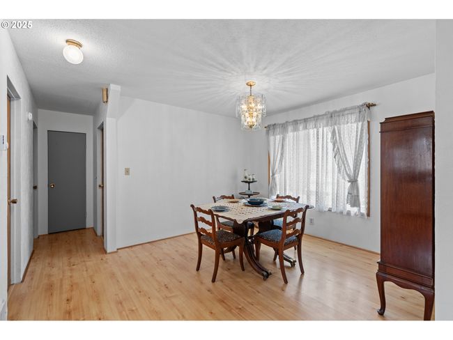 814 Sw 44 Th St, House other with 5 bedrooms, 2 bathrooms and null parking in Pendleton OR | Image 19