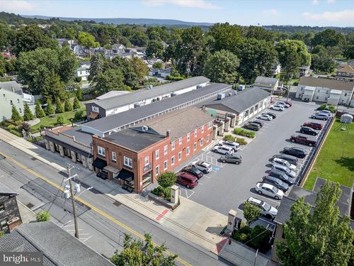 51 N Main St, MANHEIM, PA, 17545-1503 | Card Image