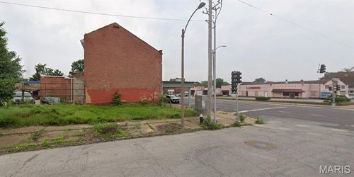 3859 S Broadway, St Louis, MO, 63118 | Card Image